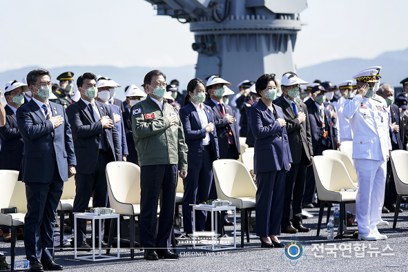 문재인 대통령, 제73주년 국군의 날 기념식 참석