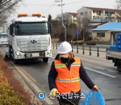 노면 차량 환경정비 장면(2021년)