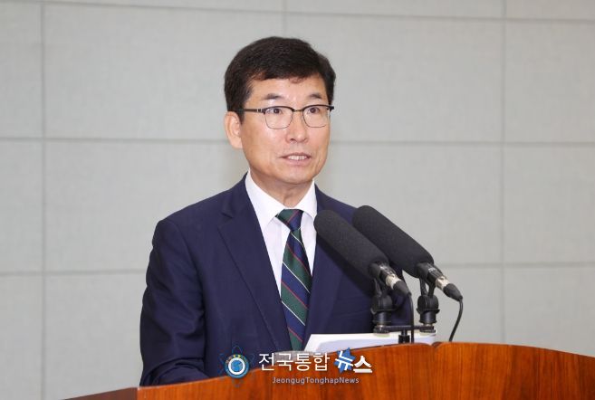 윤건영 교육감, 6월 월례조회 개최